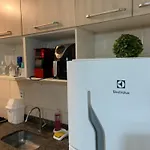 Ap Com Garagem E Piscina Prox Aeroporto, Shoppings, Hospitais, Supermercados