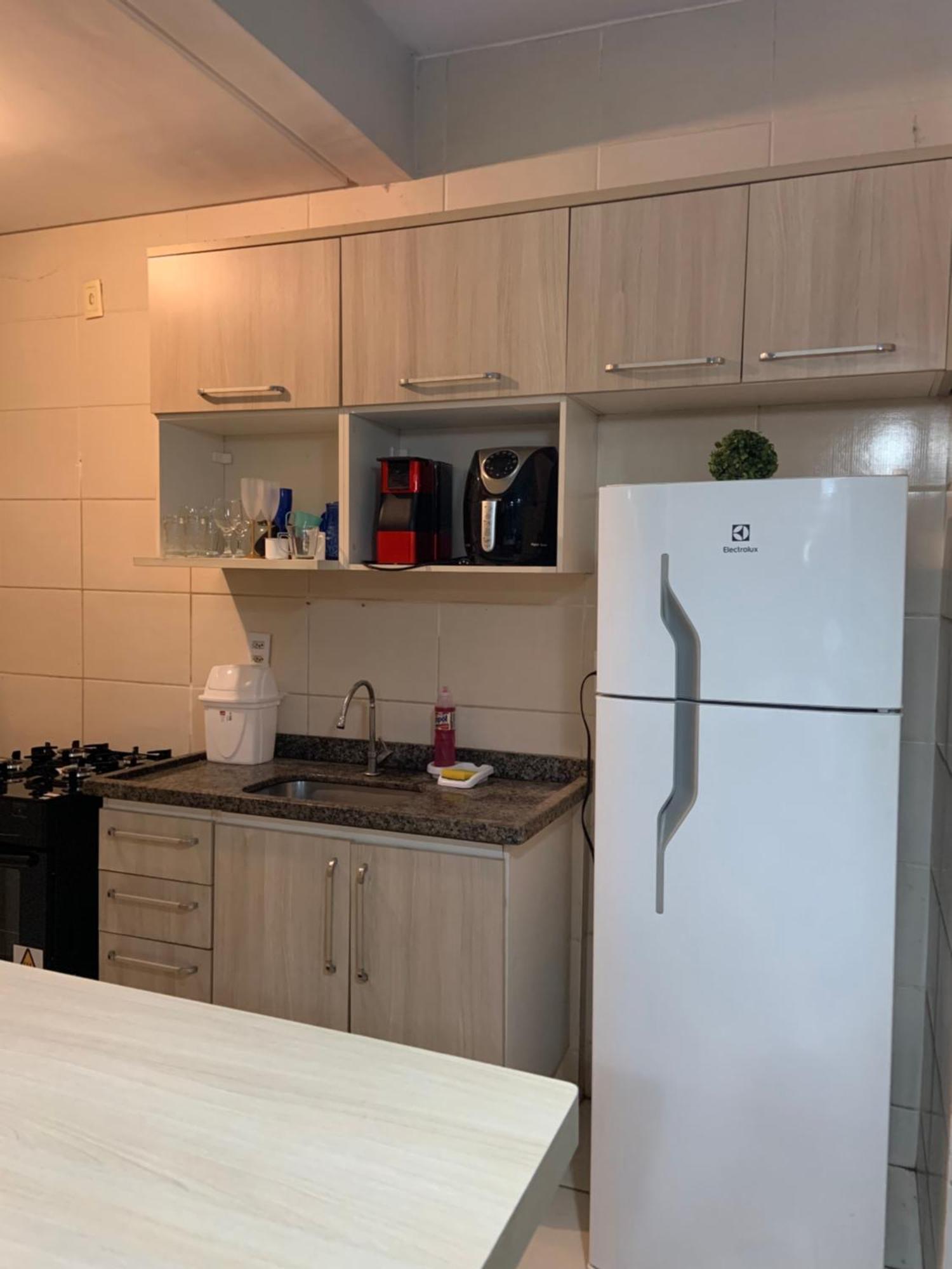 Ap Com Garagem E Piscina Prox Aeroporto, Shoppings, Hospitais, Supermercados Apartamento *
